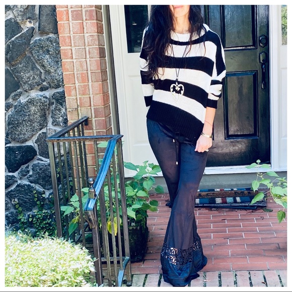 ✨LAST ONE✨CHIC LOOSE FIT BLACK STRIPED SWEATER - Picture 9 of 10